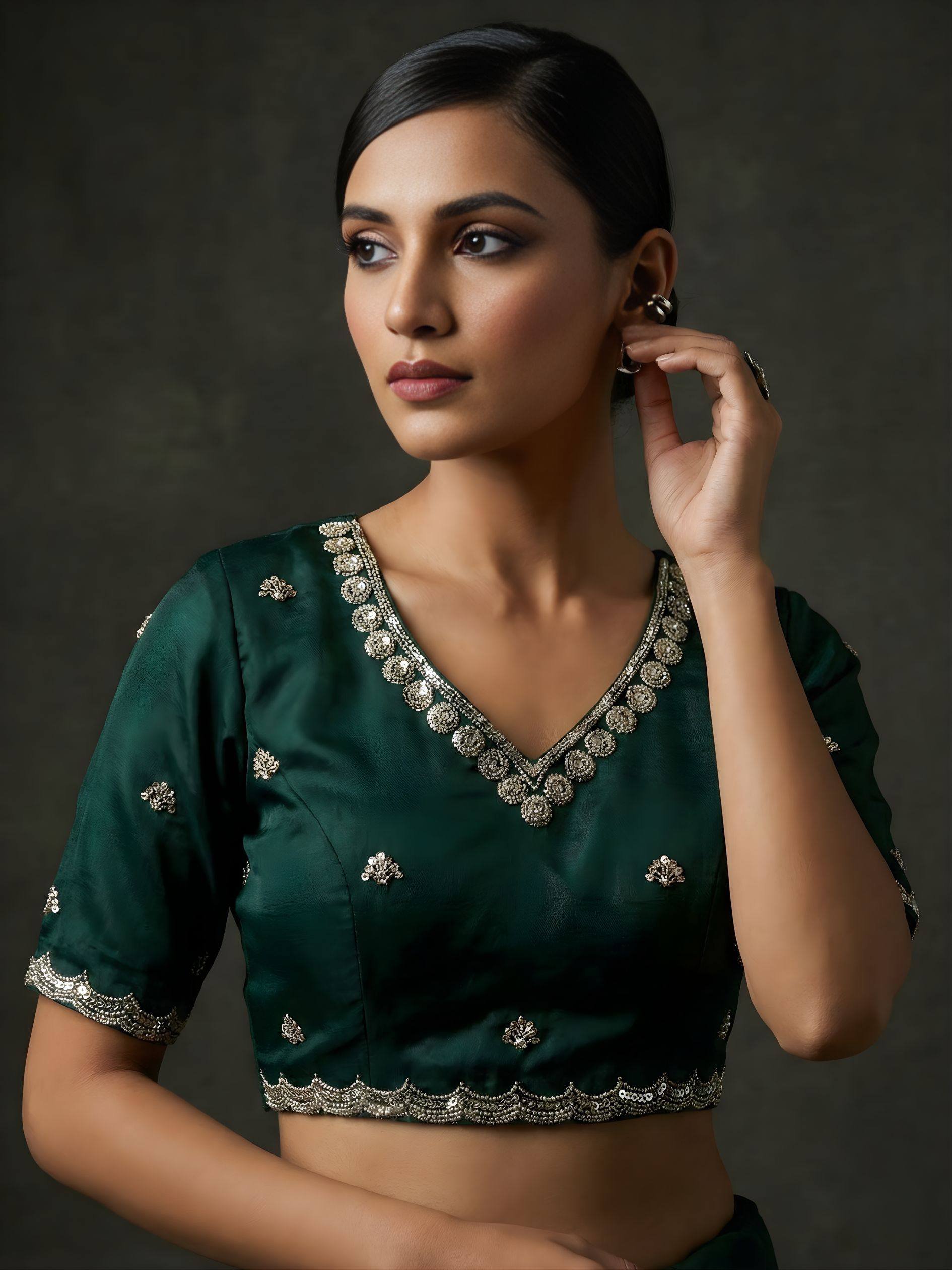 Green Gold Cutdana Beads, Sequins Embroidered Tissue Saree (SC55513) - Image 6