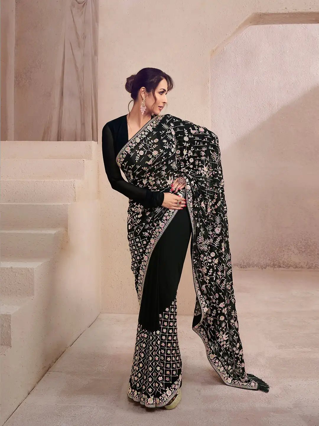 Floral Multi Thread and Sequins Embroidered Partywear Saree (SC23315) - Image 7