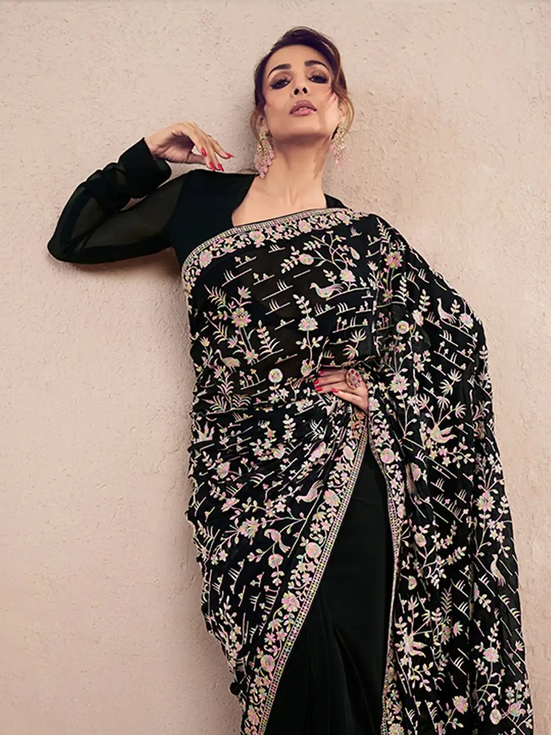 Floral Multi Thread and Sequins Embroidered Partywear Saree (SC23315) - Image 5