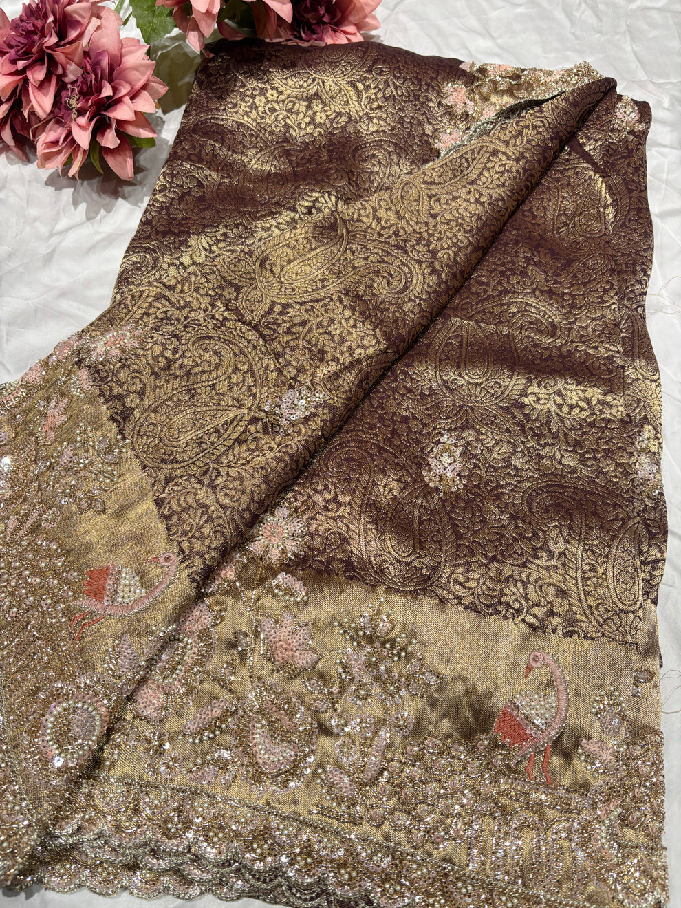 Royale Golden Luxury Designer Saree with Pearl, Zari, Sequins, Cutdana, Beads, Embroidery Work Saree with Readymade Blouse (SC45113) - Image 4