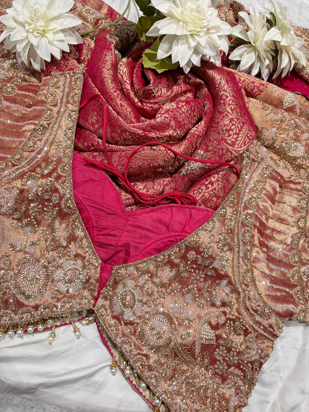 Royale Rani Pink Luxury Designer Saree with Pearl, Zari, Sequins, Cutdana, Beads, Embroidery Work Saree with Readymade Blouse (SC45114) - Image 5