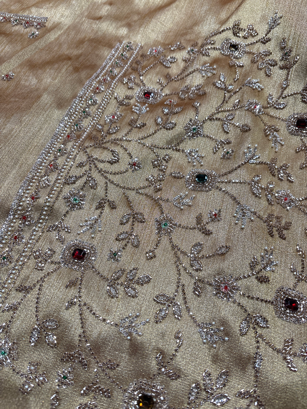 Royale Rani Ivory Luxury Designer Silk Floral Saree with Pearl, Zari, Sequins, Cutdana, Beads, Embroidery Work Saree (SC45115) - Image 9