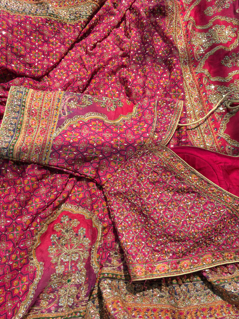 Royal Luxury Pink Pure Crepe Silk Designer Saree with Pearl, Mirror, Zari, Sequins Embroidery and American Diamond Work with Readymade Blouse (SC94111) - Image 12