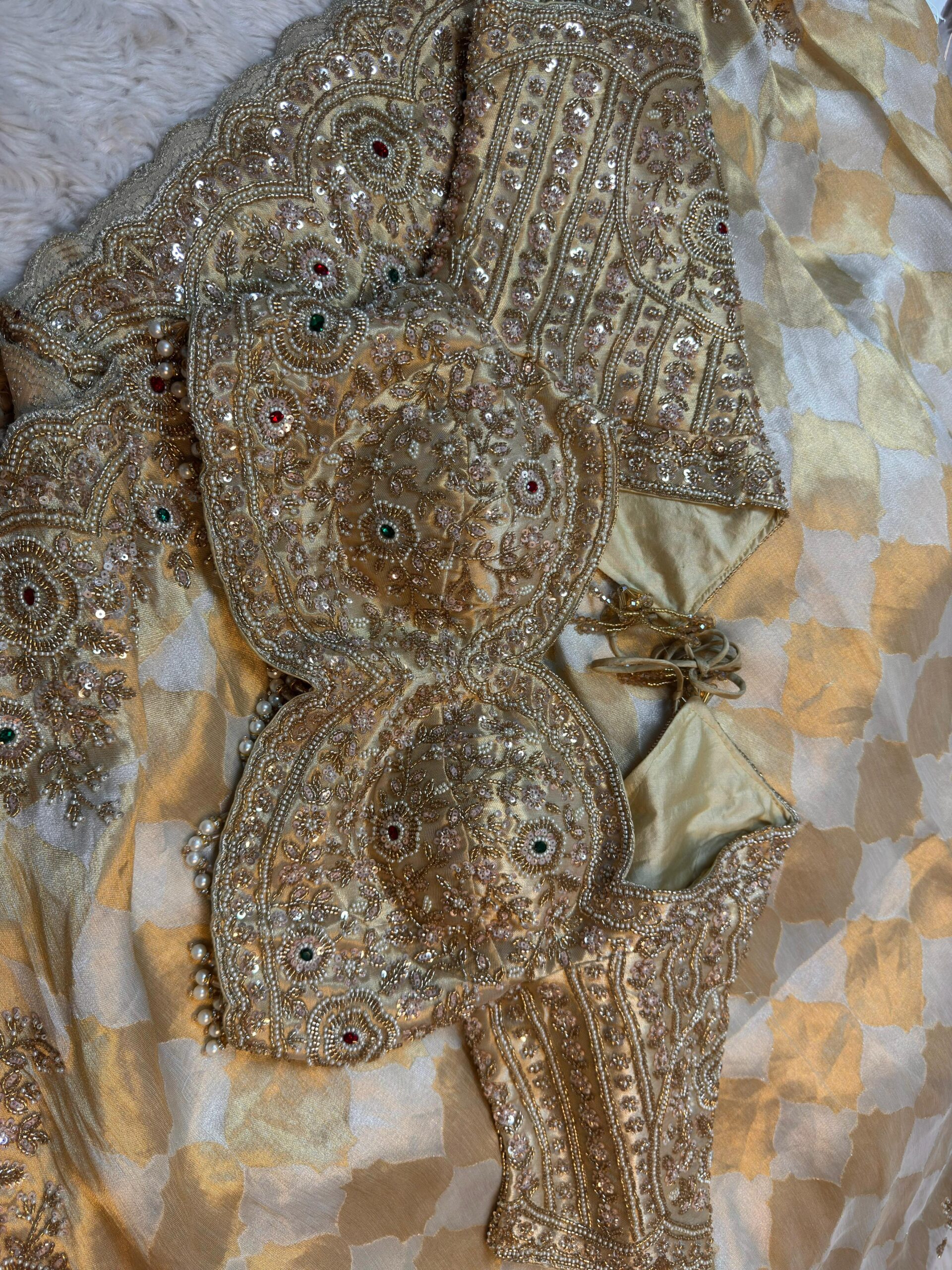 Royal Ivory & Golden Luxury Designer Saree with Pearl, Zari, Sequins, Cutdana, Beads, Embroidery Work Saree with Readymade Blouse (SC23111) - Image 2