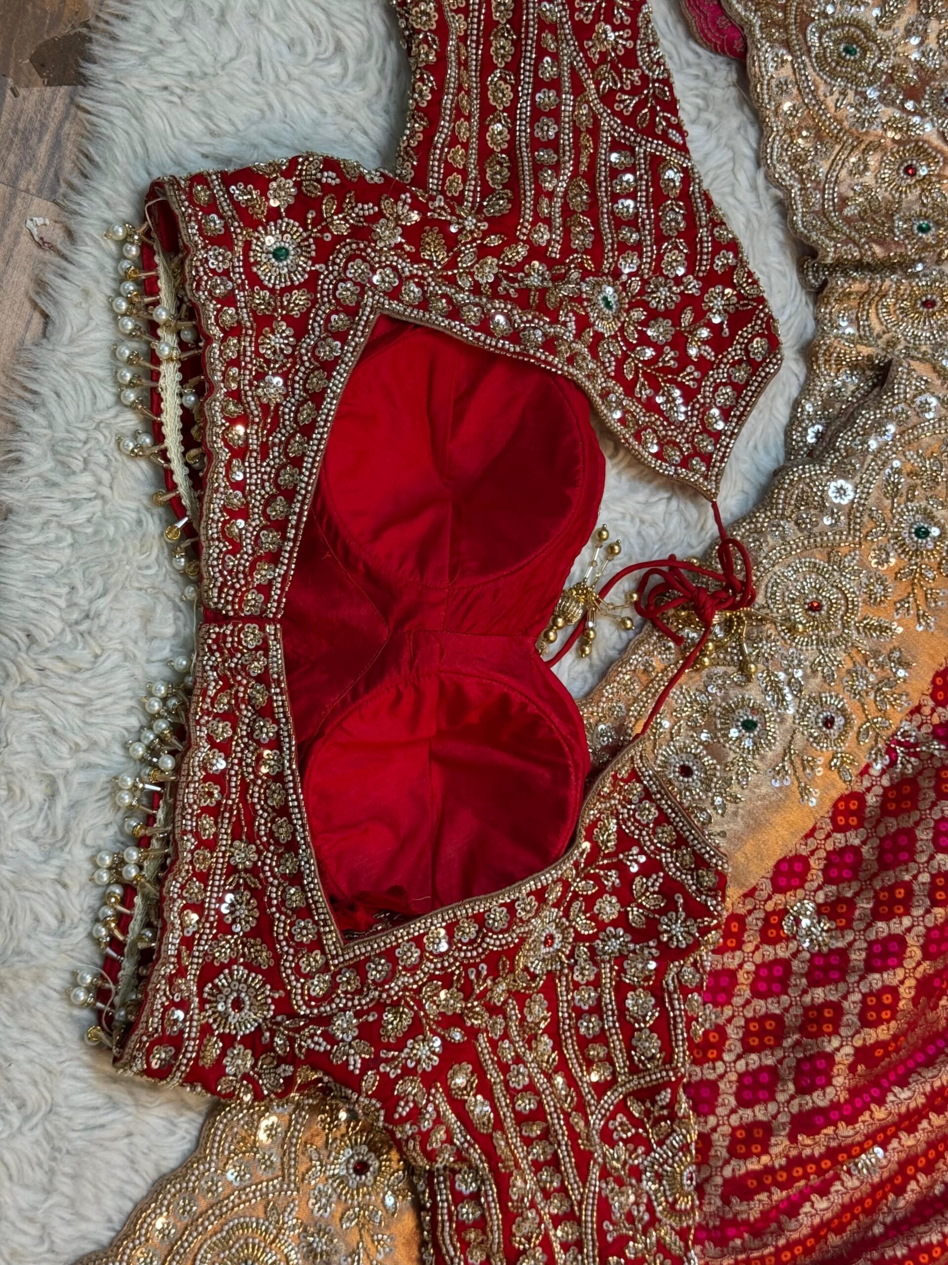 Royal Red Luxury Designer Saree with Pearl, Zari, Sequins, Cutdana, Beads Embroidery Work Saree with Readymade Blouse (SC23116) - Image 5