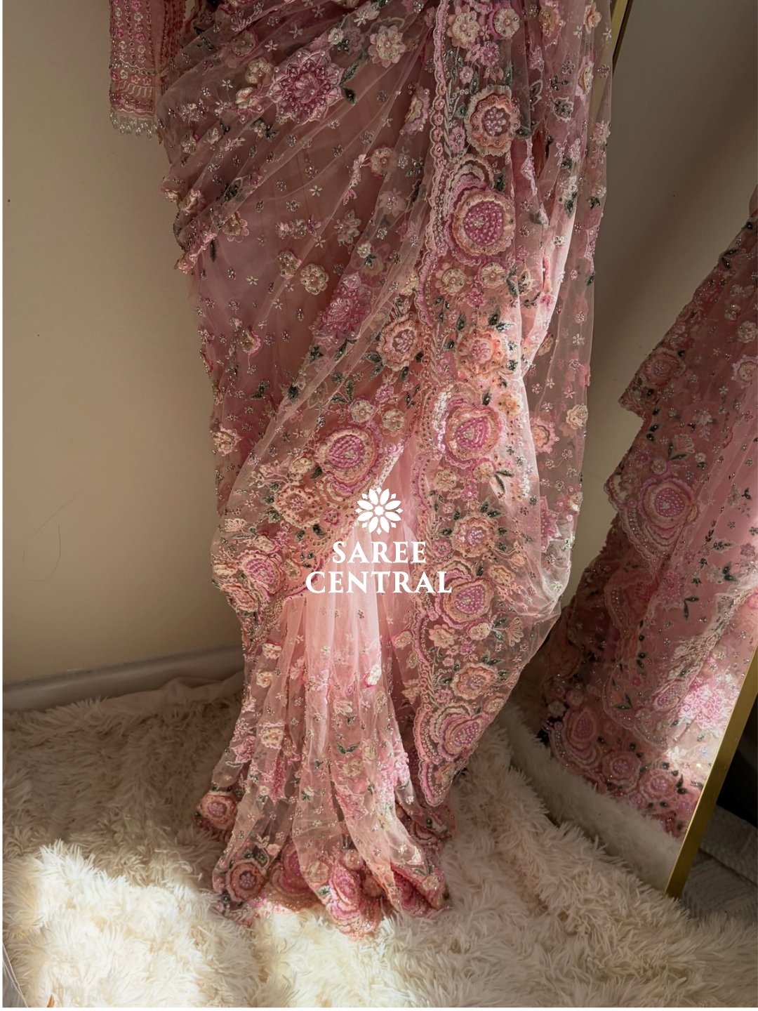 Ultra Luxury Celebrity Designers Inspired 3D Floral Net Saree with Readymade Blouse - Pink (SC47213) - Image 3