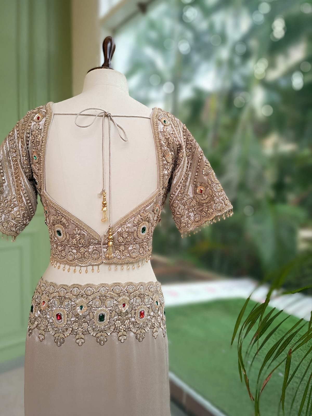 Luxury Designer Kanjivaram Tissue Silk Saree with Pearl, Sequins, Fine Thread Embroidery Work Saree & Stone Work with Readymade Blouse - Champagne Gold (SC37111) - Image 4