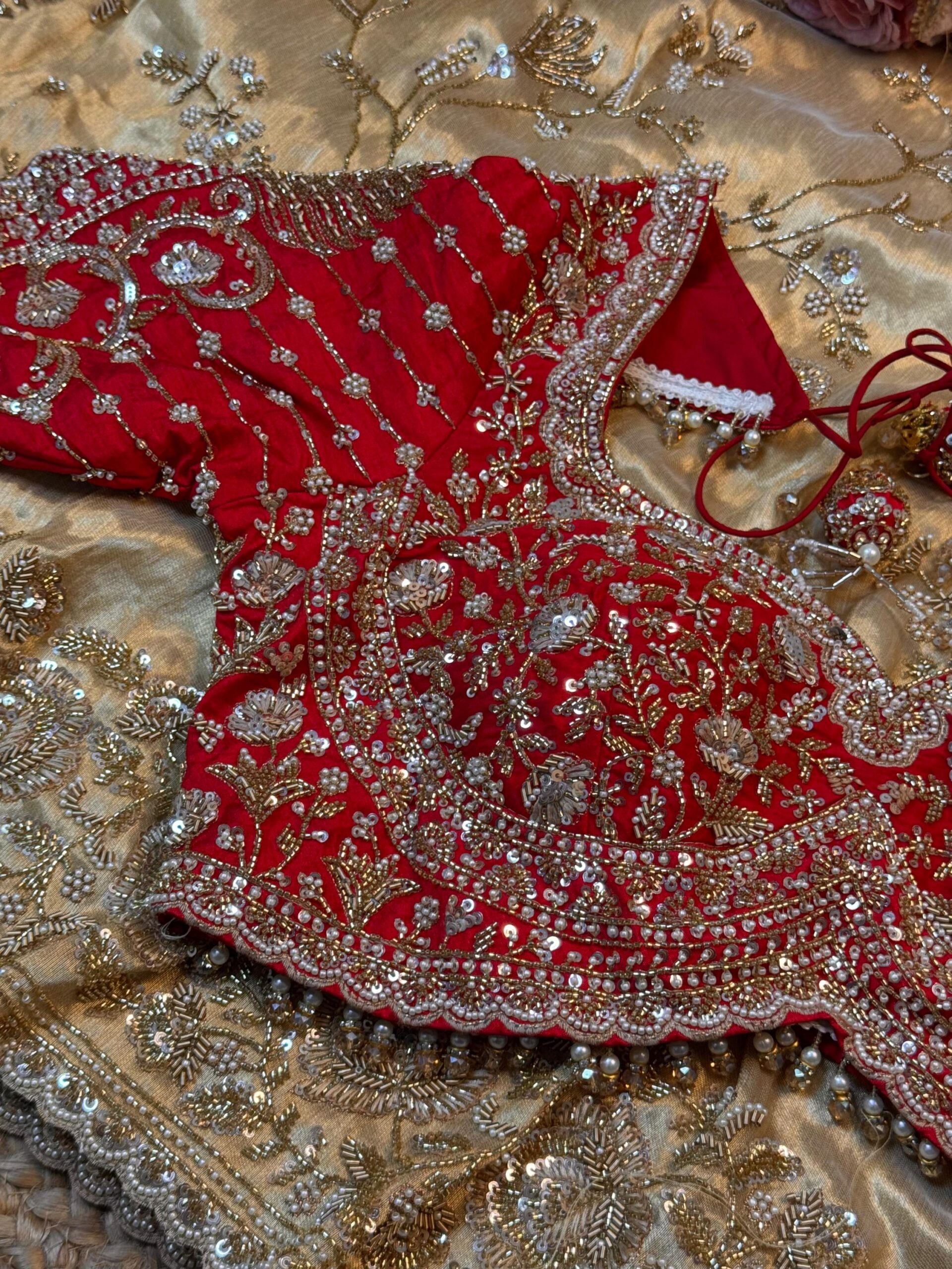 Luxury Kanjivaram Silk Saree with Heavy Dabka & Zari Work with Readymade Blouse - Champagne Gold (SC57111) - Image 3
