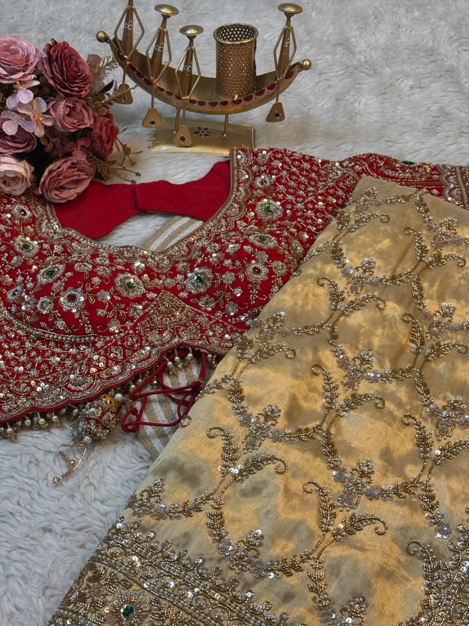 Luxury Silk Saree with intricate floral embroidery with Sequins, Beads & Zari Work with Readymade Blouse - Champagne Gold (SC59111) - Image 3